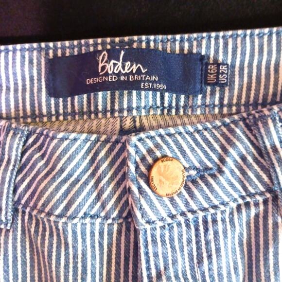 Boden Cropped Soho Skinny railroad striped jeans. Size 2R - Picture 3 of 9